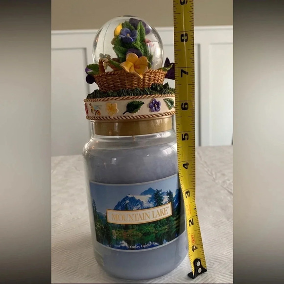 Yankee Candle Mountain Lake + Spring Globe Topper Basket Flowers 22oz Rare - Picture 12 of 12